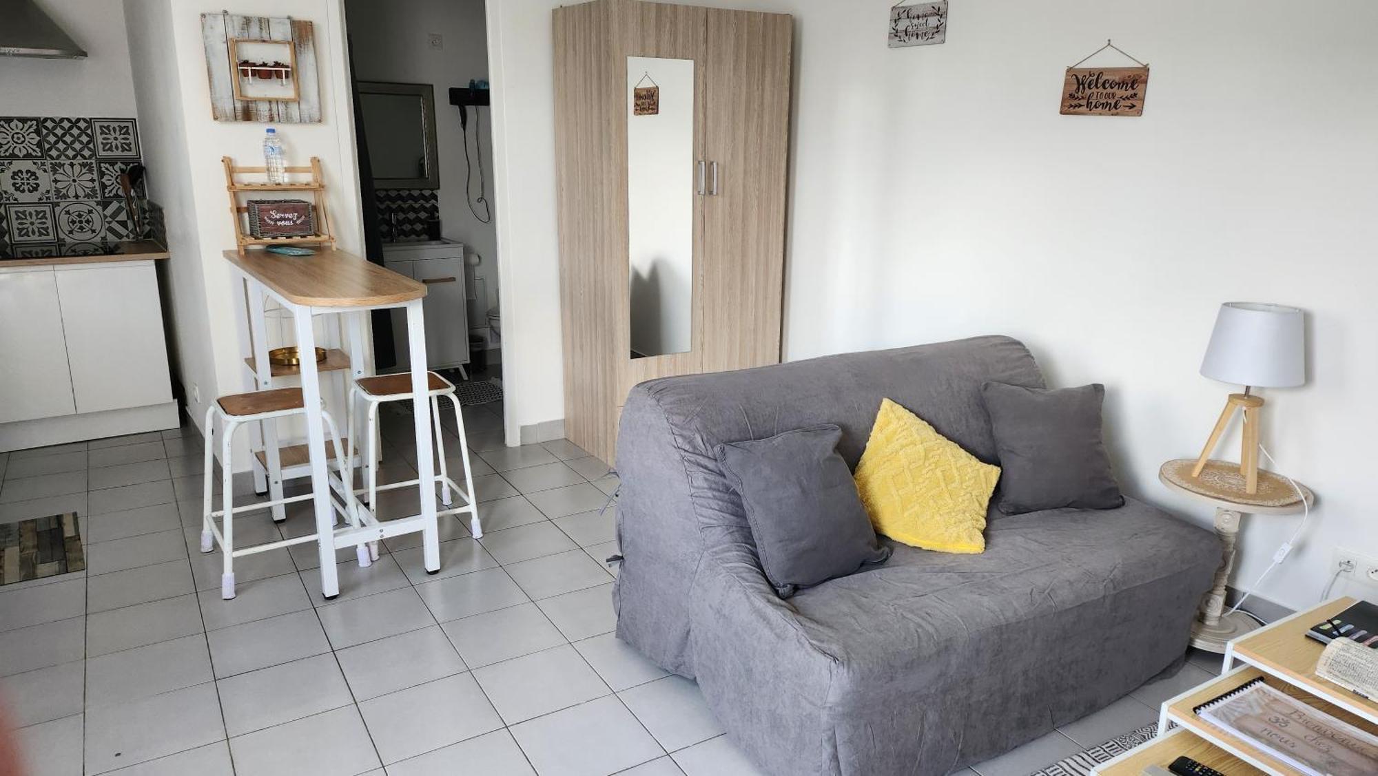 Joli Studio En Centre Ville Faremoutiers Ngoại thất bức ảnh